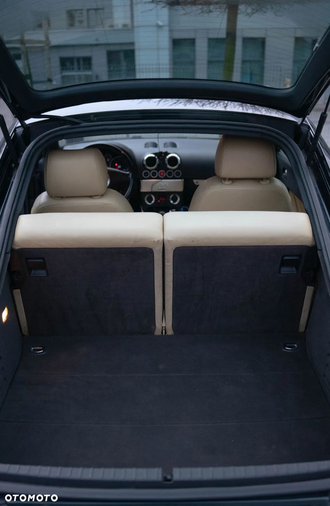 Audi TT Coupé 3.2 quattro DSG - 16