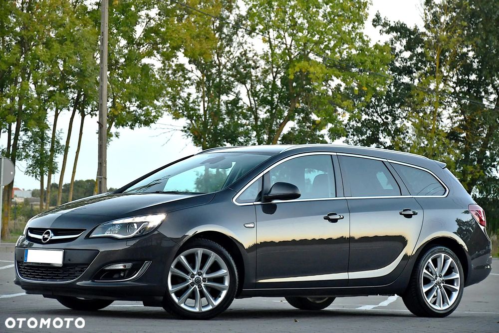 Opel Astra IV 1.4 T Cosmo - 10