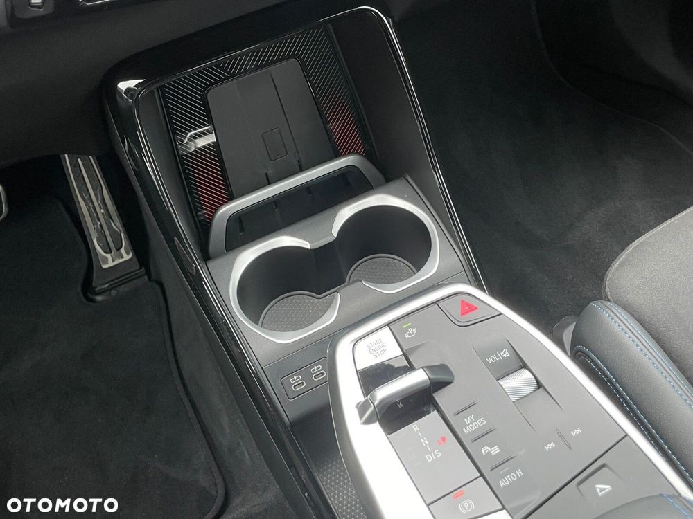 BMW X1 sDrive18d M Sport - 24
