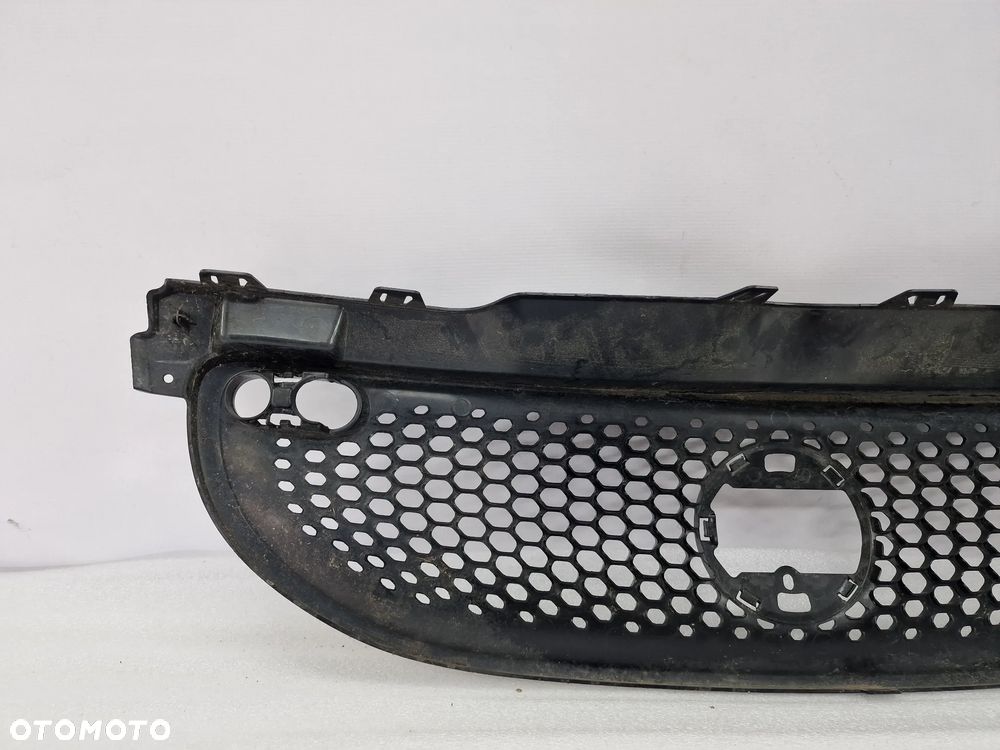 SMART FORFOUR II 2 14- ATRAPA / GRILL PRZEDNI PRZÓD , NR 622564052R / A4538881523 , NR AUKCJI GR371 - 10