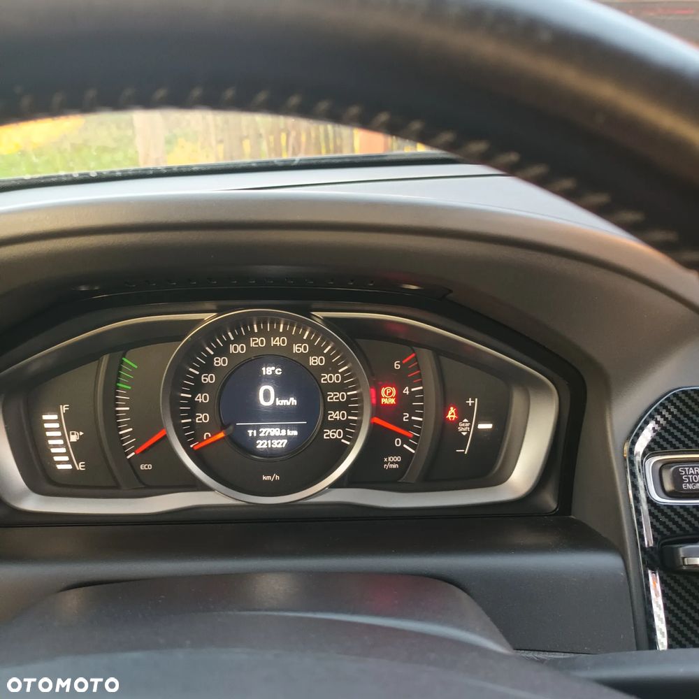 Volvo XC 60 D4 Drive-E Momentum - 12