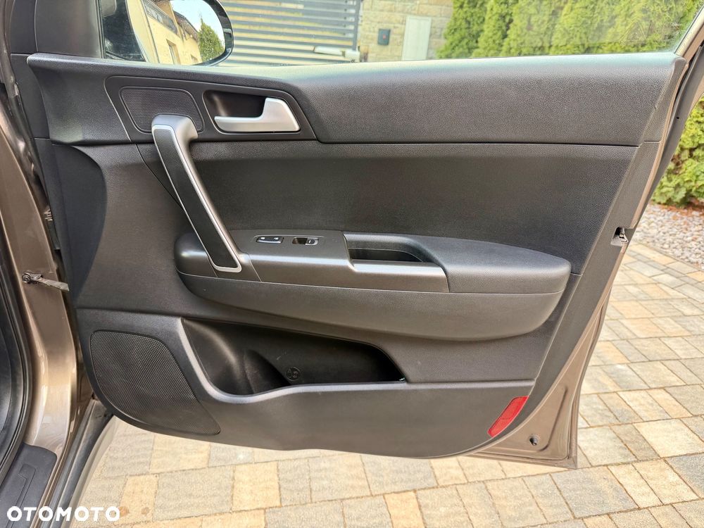 Kia Sportage 1.6 GDI L 2WD - 28