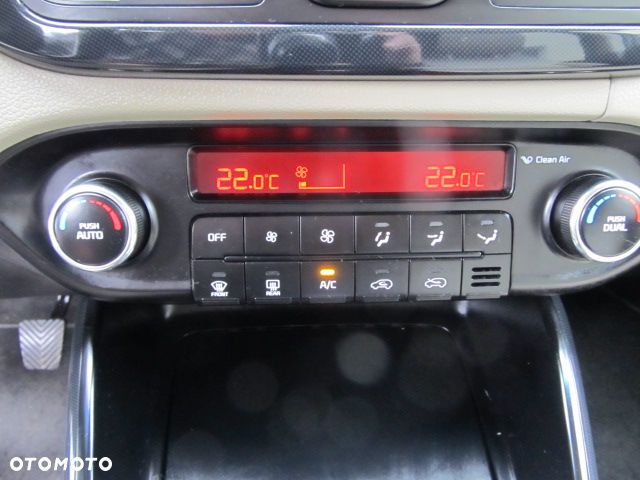 Kia Carens 2.0 GDI Spirit - 21