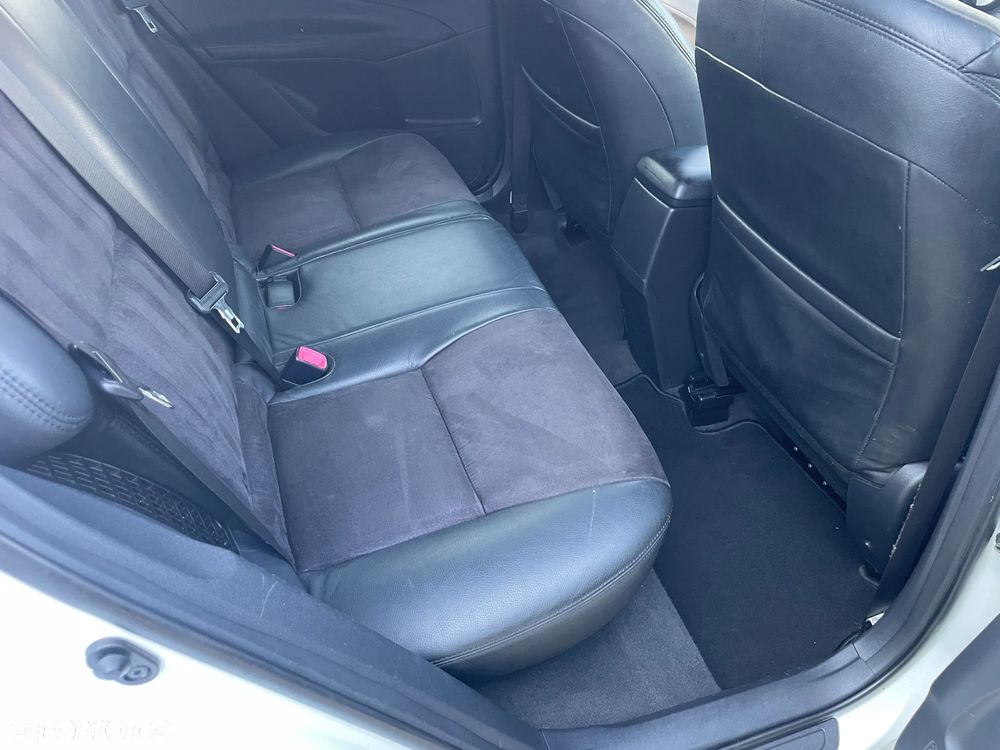 Toyota Auris - 24