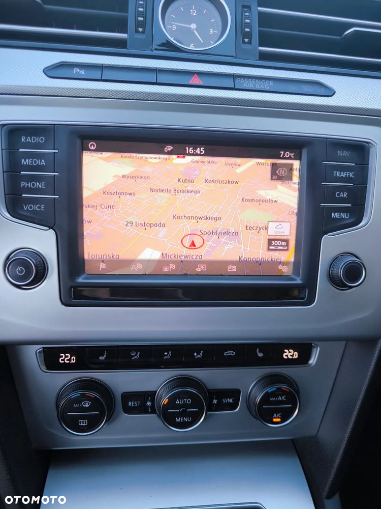 Volkswagen Passat Variant 1.6 TDI (BlueMotion Technology) Comfortline - 16