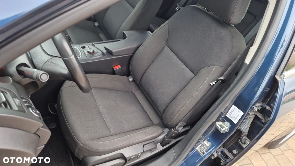 Opel Insignia 1.8 Cosmo - 23