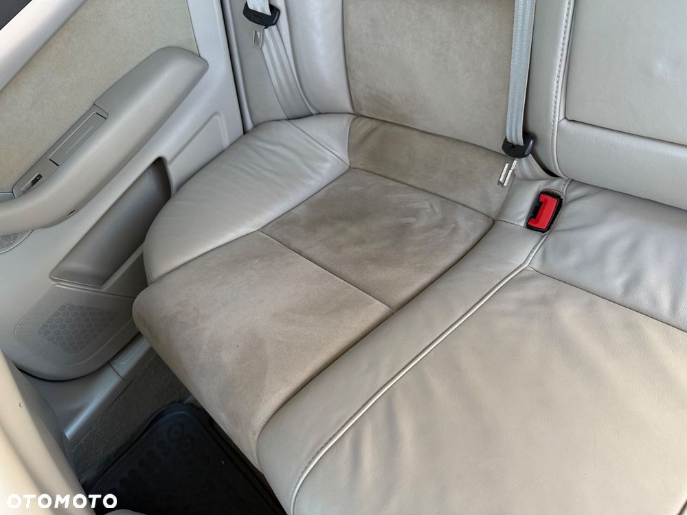 Audi A6 Avant 3.0 TDI Quattro Tiptronic - 32