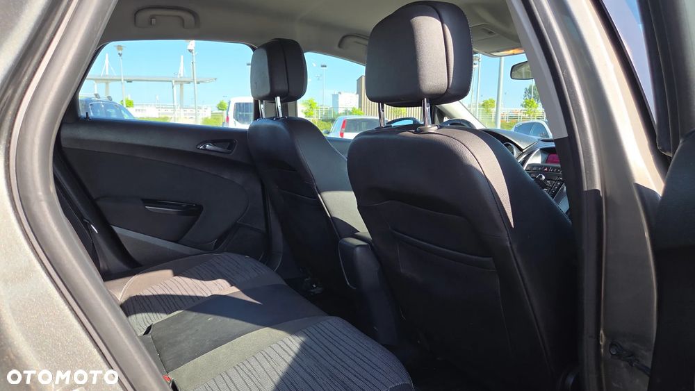 Opel Astra - 4