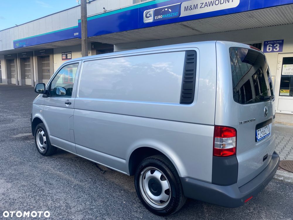 Volkswagen Transporter - 3