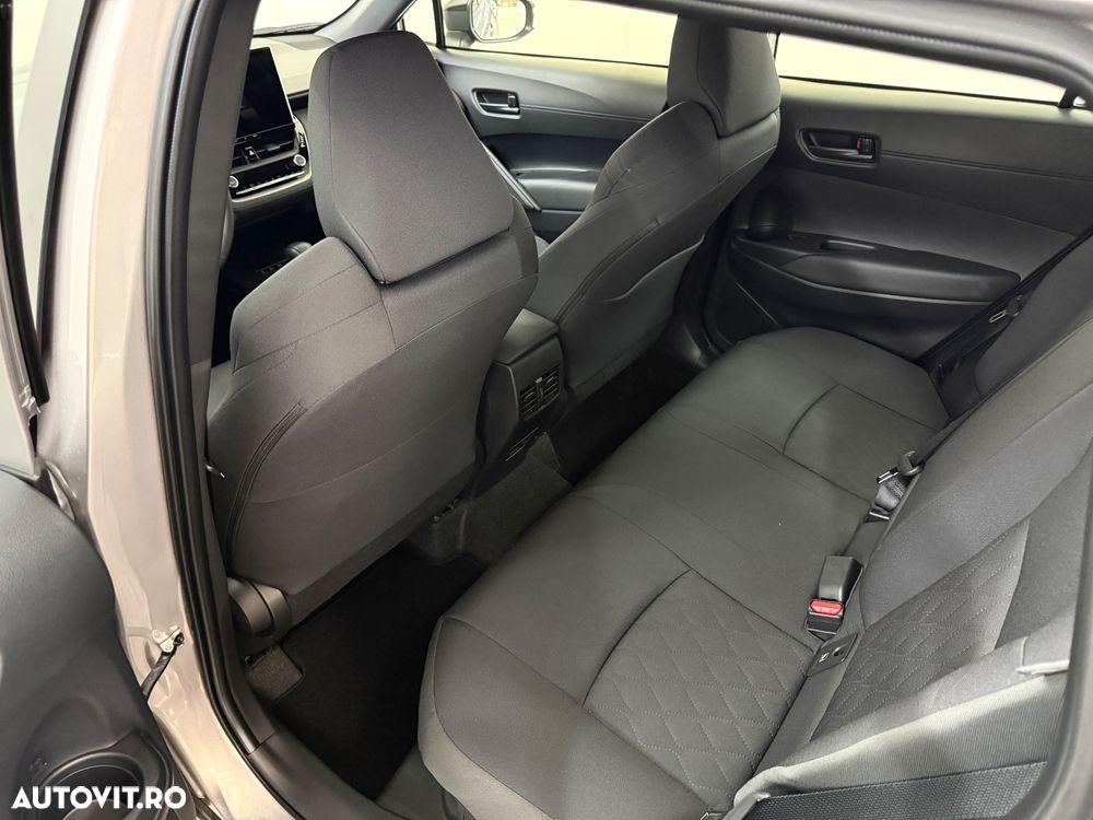 Toyota Corolla Cross - 21