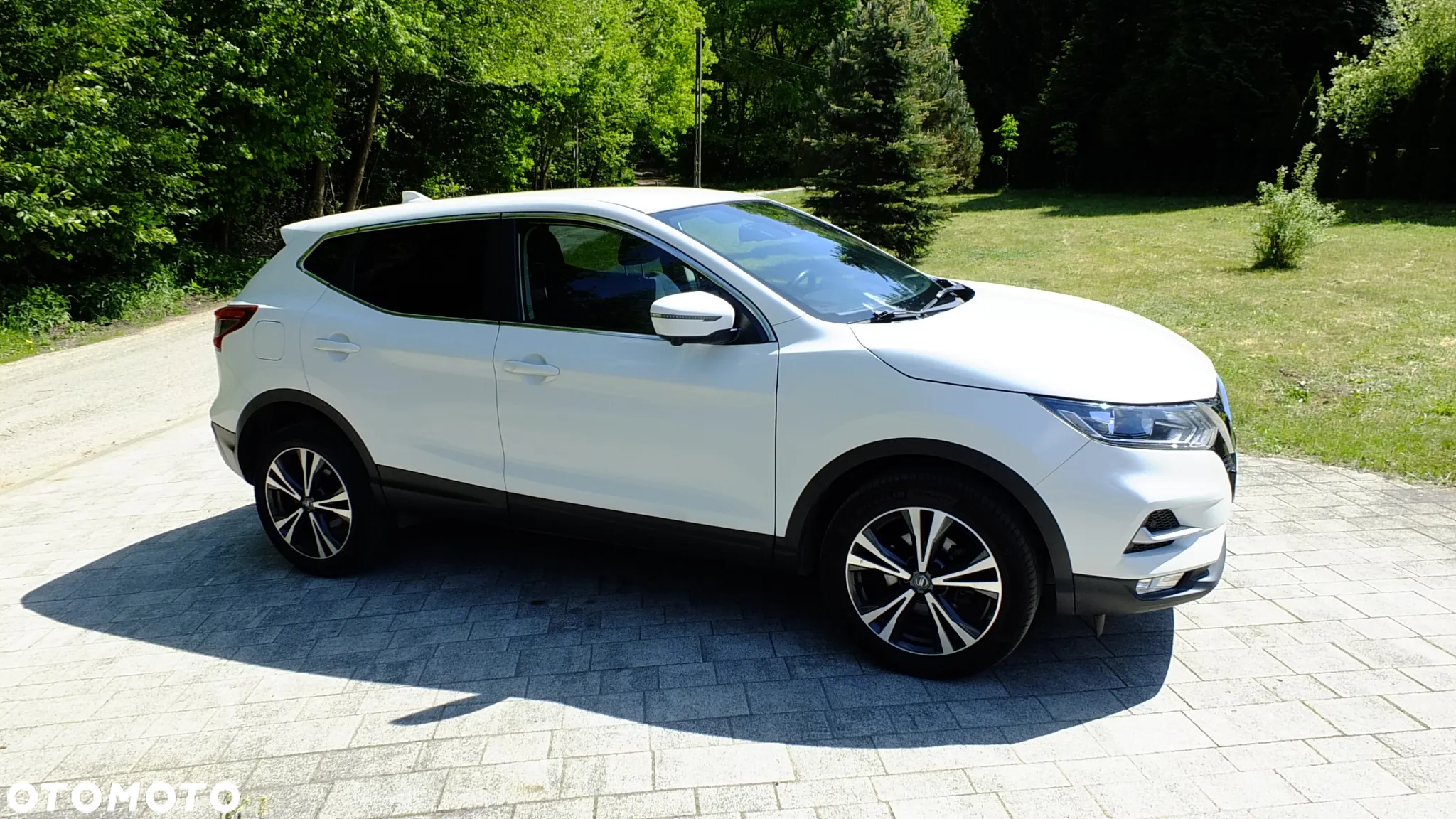 Nissan Qashqai 1.2 DIG-T N-Connecta EU6 - 5