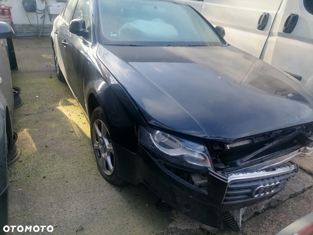 Audi A4 Limousine