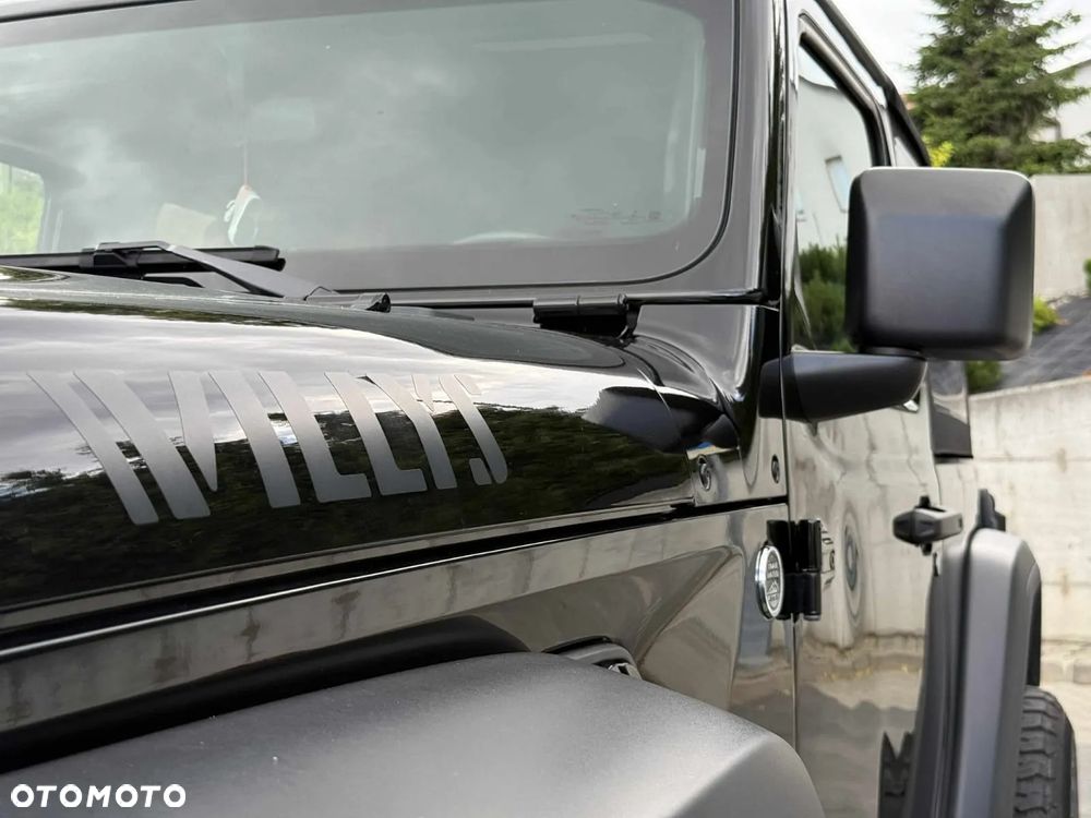 Jeep Wrangler - 6