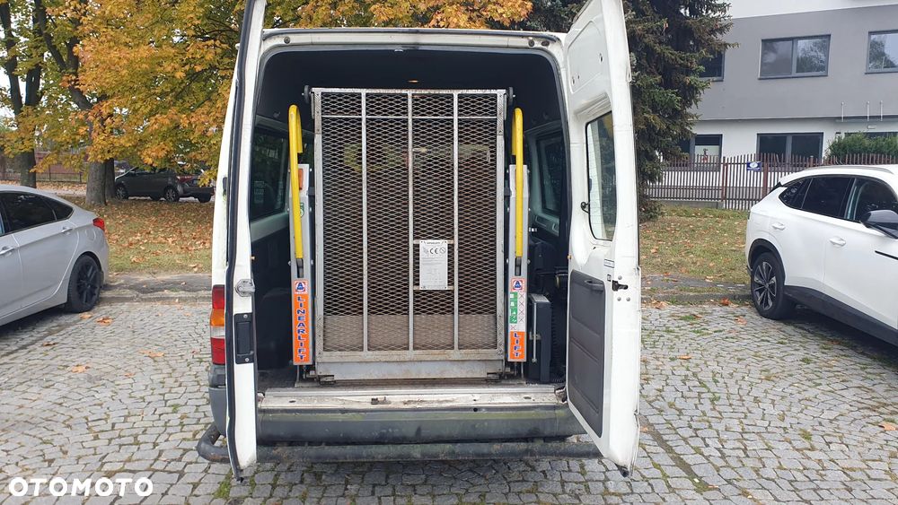 Ford Transit - 8
