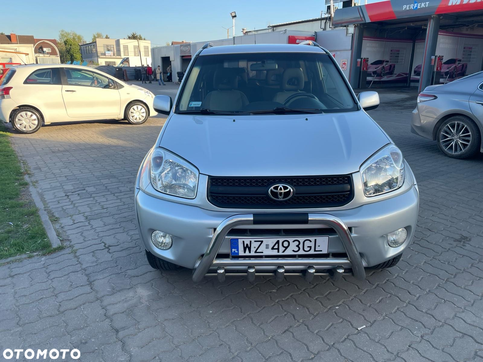 Toyota RAV4 - 9
