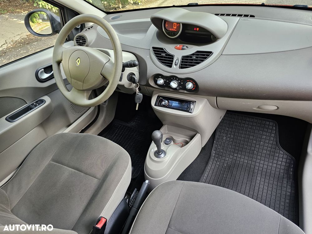 Renault Twingo - 11