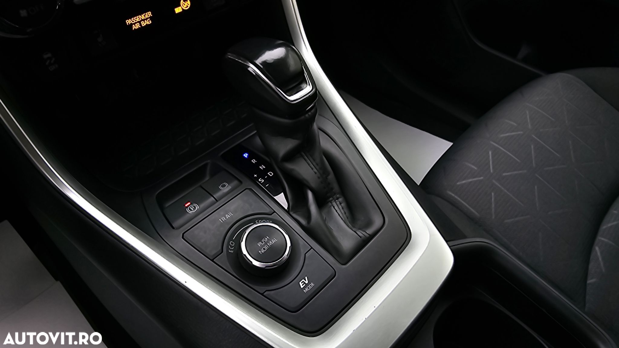 Toyota RAV4 2.5 Hybrid VVT-iE 4x4 Dynamic - 17