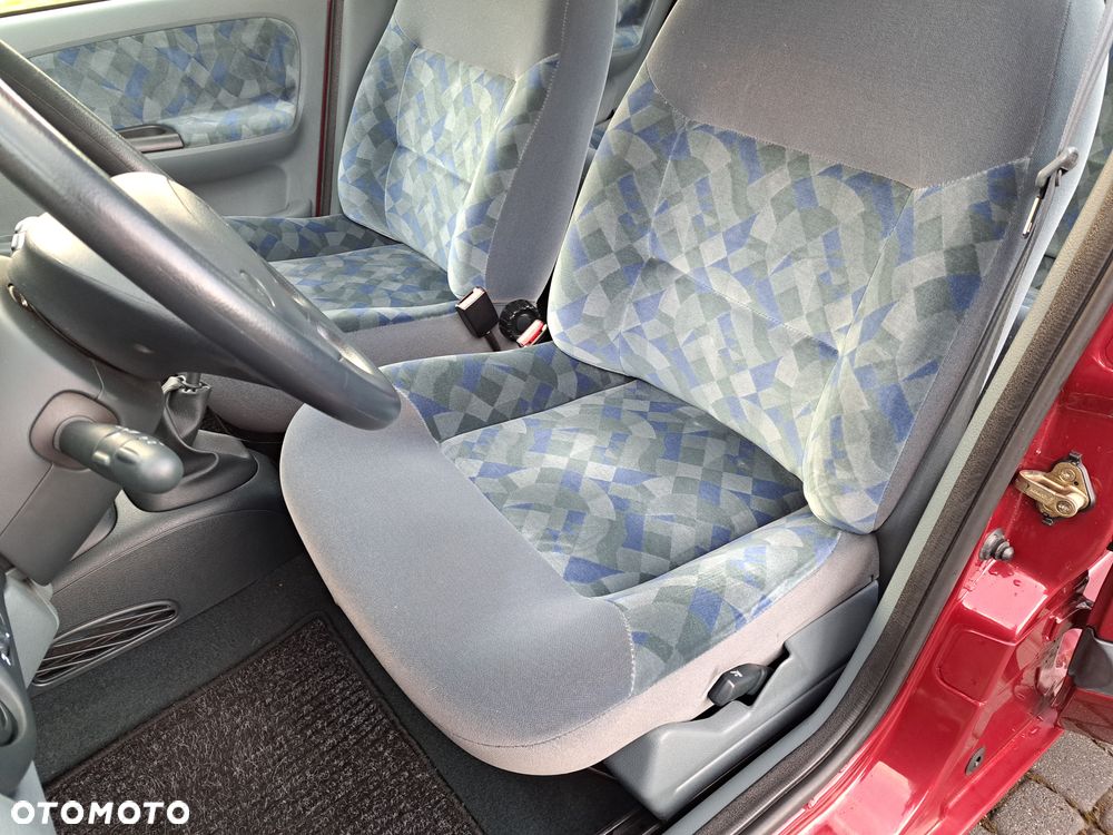 Renault Megane 2.0 RT - 25