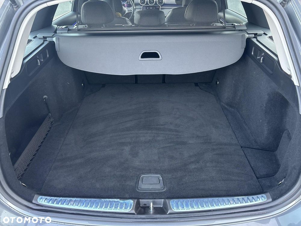 Mercedes-Benz Klasa C - 21