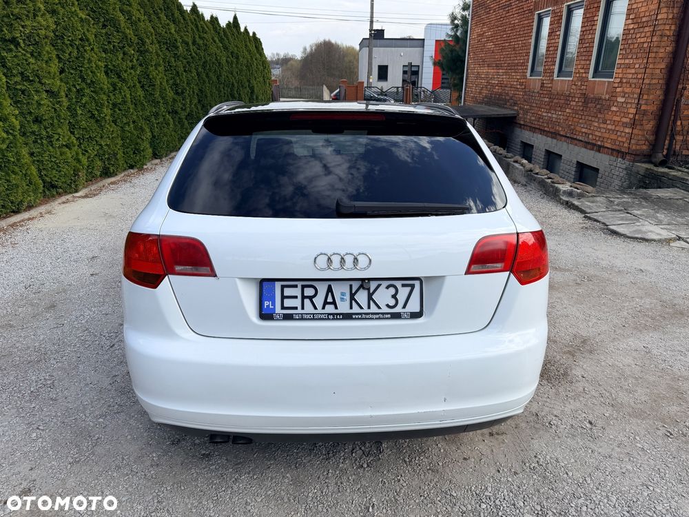 Audi A3 Sportback 2.0 TDI DPF S line Sportpaket (plus) - 8