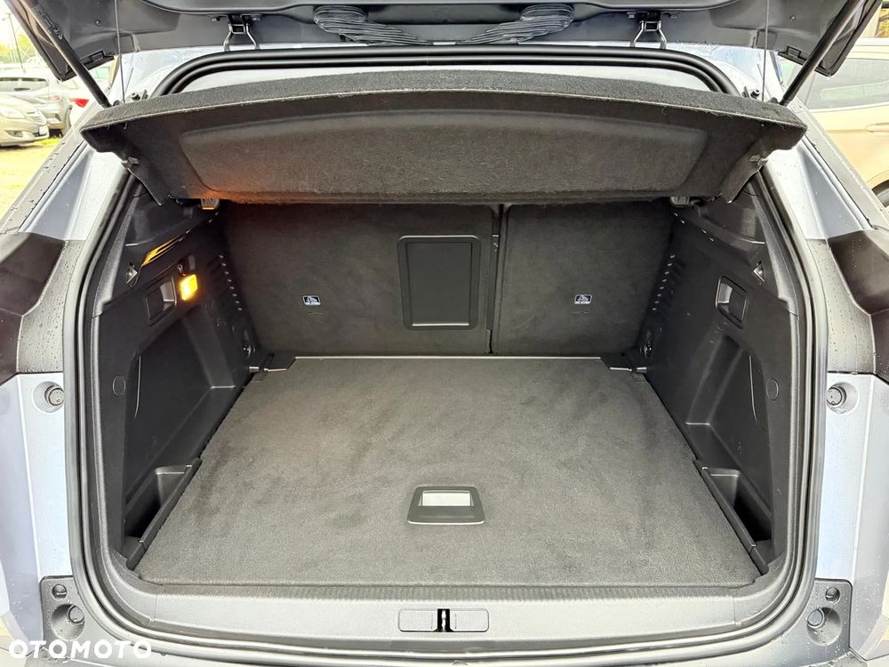 Peugeot 3008 1.2 PureTech Allure S&S - 28