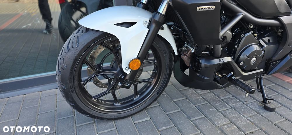 Honda CTX - 29