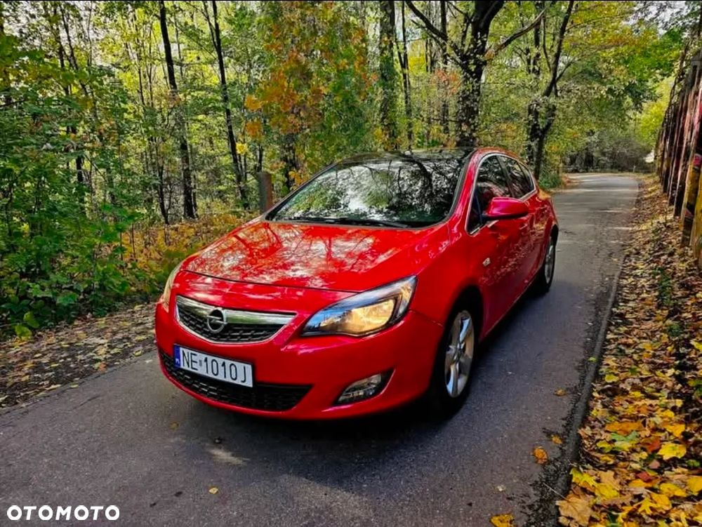 Opel Astra 2.0 CDTI DPF Cosmo - 2