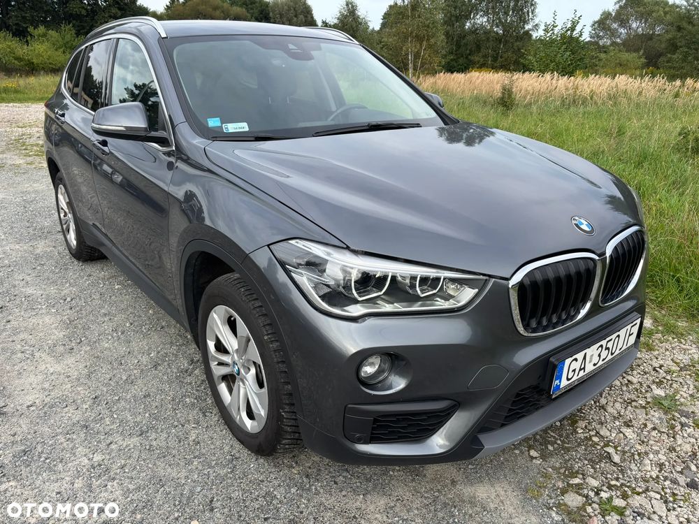 BMW X1 sDrive18i - 19