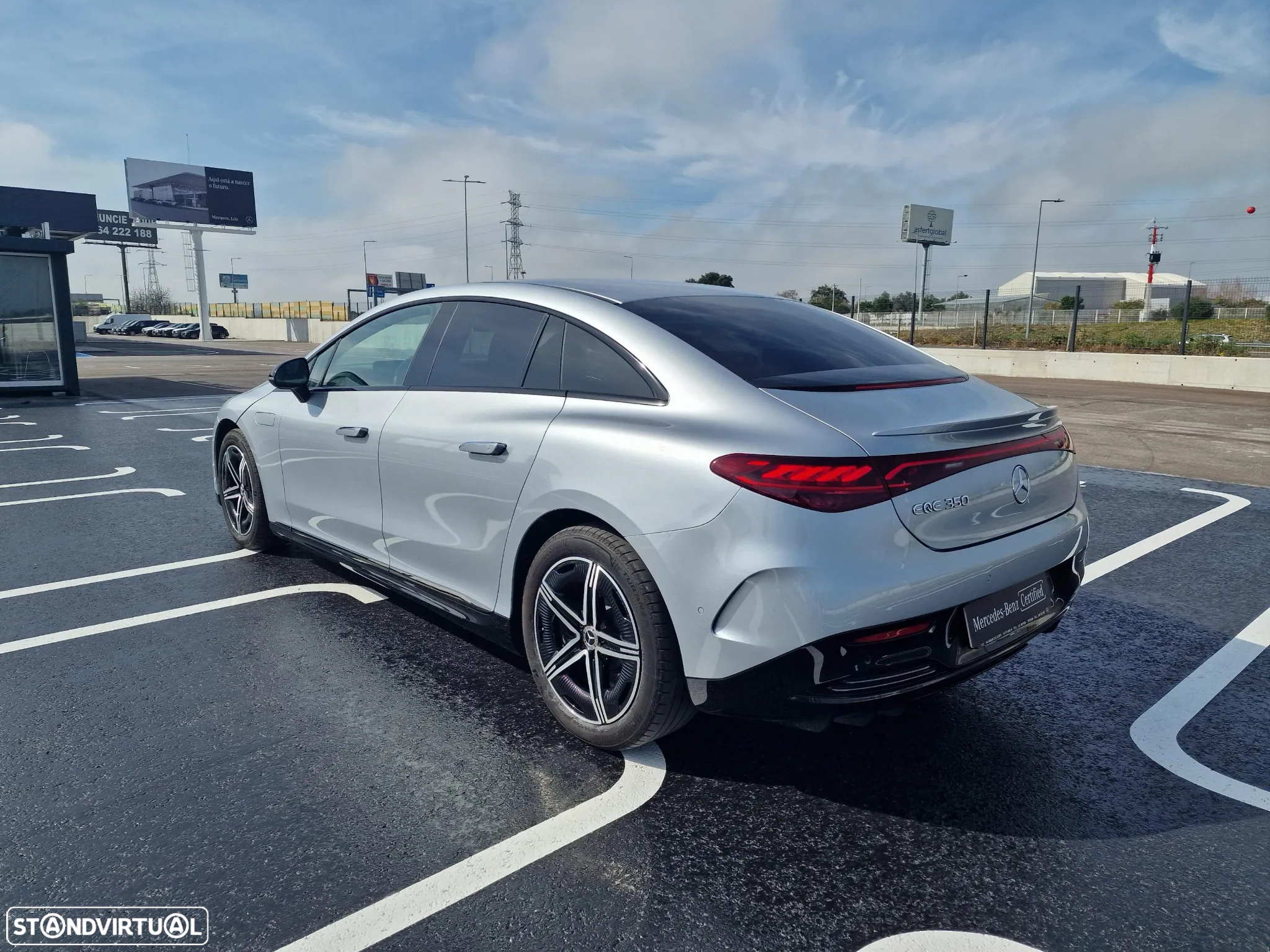 Mercedes-Benz EQE 350 - 10