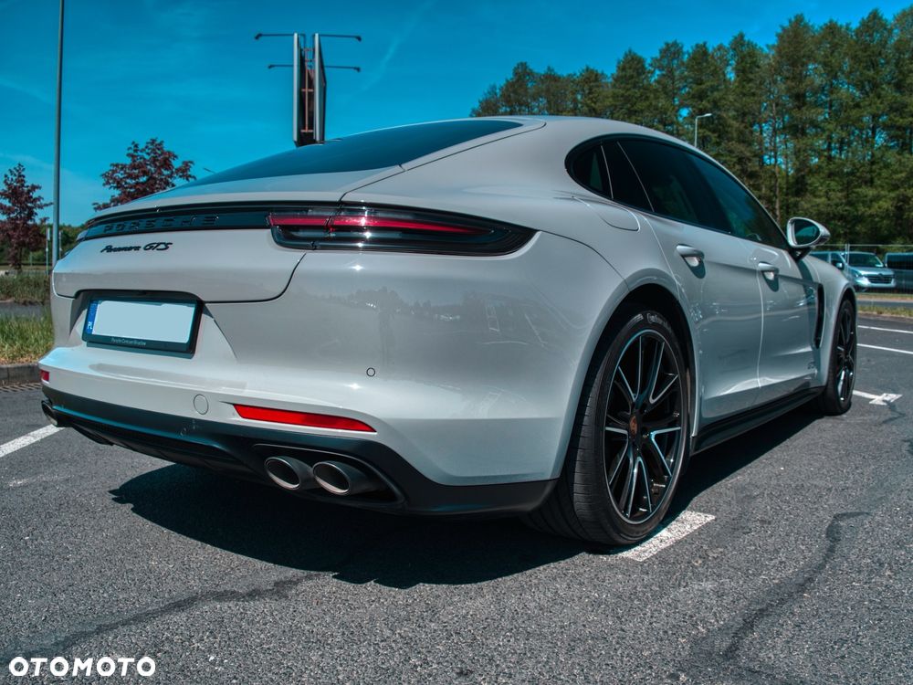 Porsche Panamera - 34