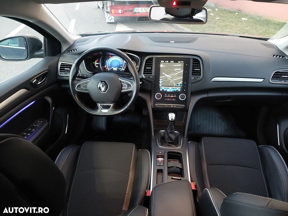 Renault Megane ENERGY dCi 110 Start & Stop Bose Edition - 8