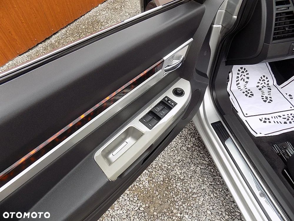 Chrysler Sebring 2.7 V6 Limited - 9