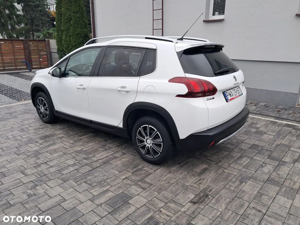 Peugeot 2008 1.2 Pure Tech Active S&S - 2