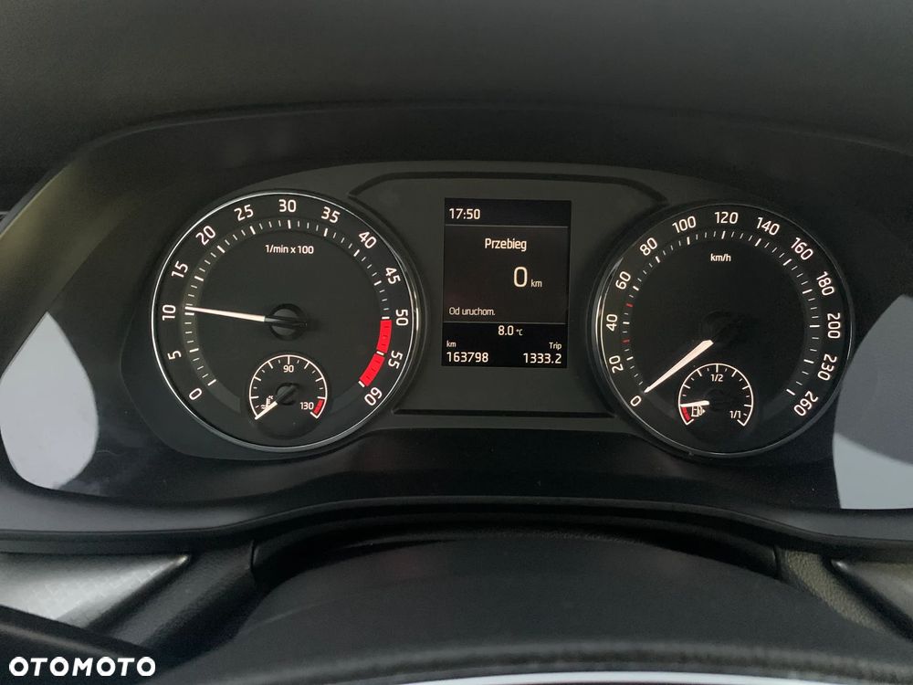Skoda Octavia 2.0 TDI Ambition DSG - 30