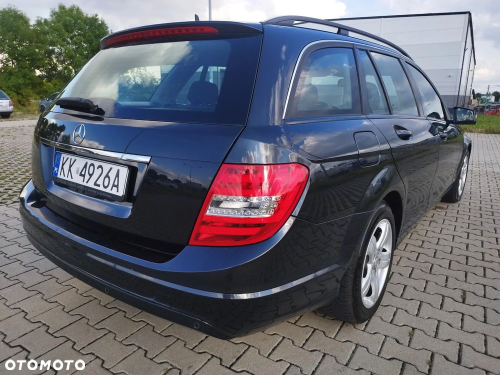 Mercedes-Benz Klasa C 200 CDI BlueEff Avantgarde - 9