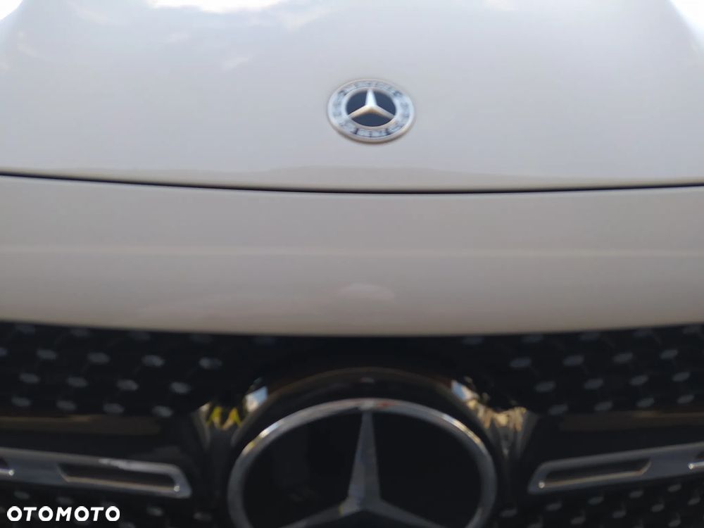Mercedes-Benz GLB 250 4-Matic AMG Line 8G-DCT - 38