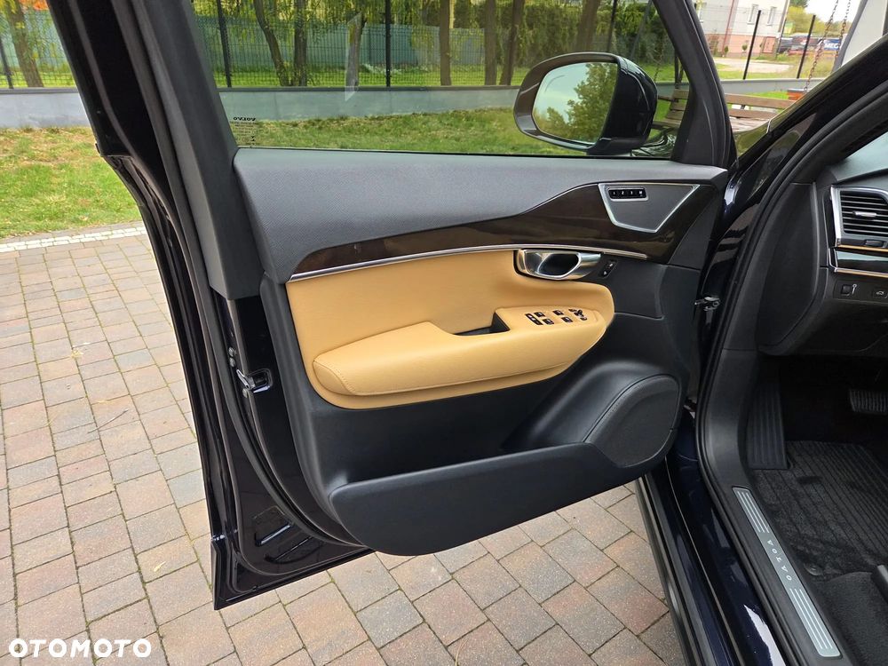 Volvo XC 90 T6 AWD Momentum 7os - 18