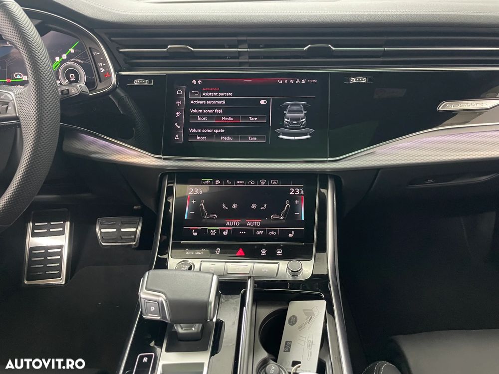 Audi Q8 SUV TFSI e quattro 290 kW tiptronic - 28