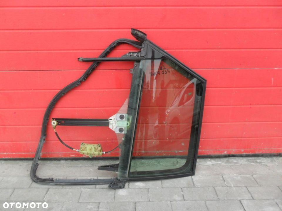 RAMKA DRZWI SZYBA AUDI A6 C6 4F AVANT KOMBI 04-11r - 1