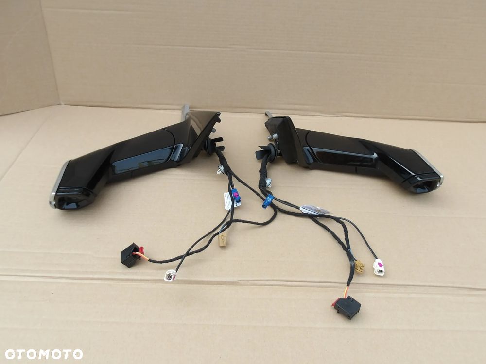 LUSTERKO AUDI E TRON 4KE857409C 4KE857410C - 3