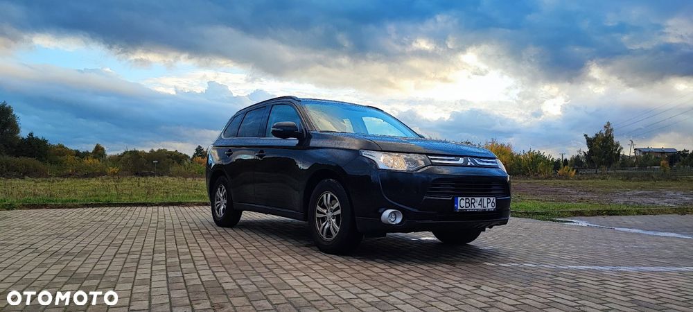 Mitsubishi Outlander 2.0 Intense CVT - 3