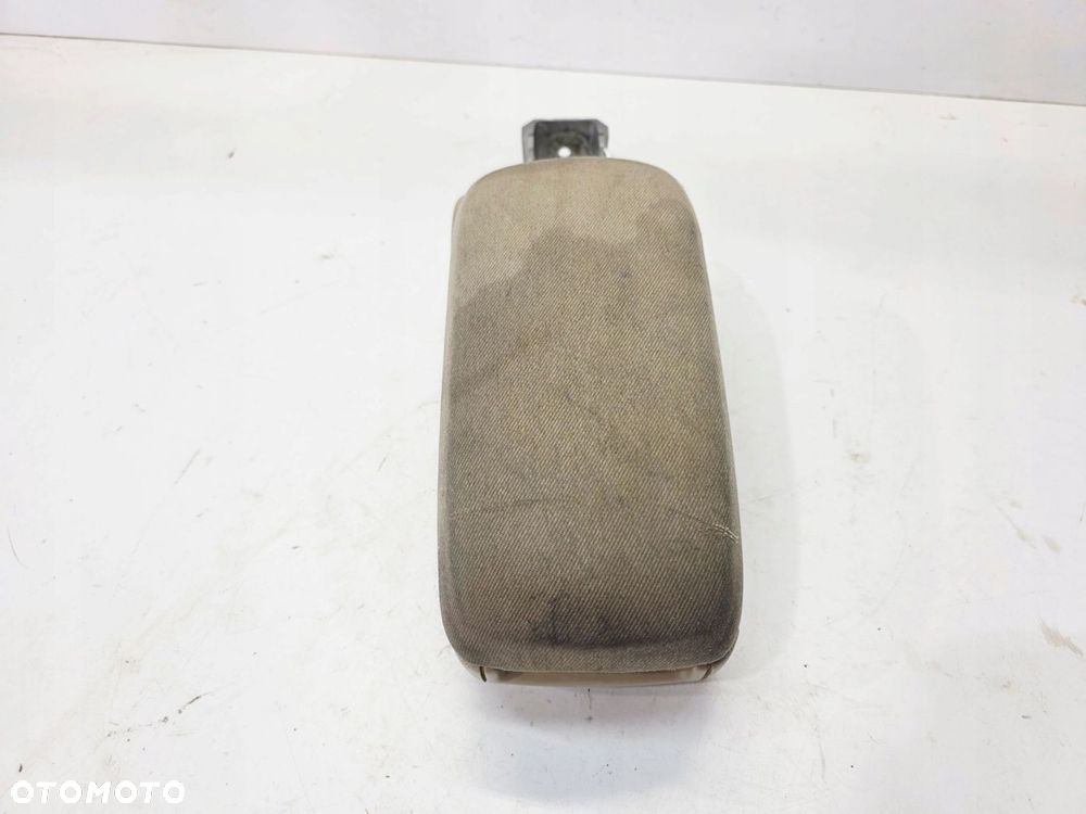 PODŁOKIETNIK PRZÓD REGULOWANY AUDI A3 8P 8P0864207B 8C1 BEŻ - 1