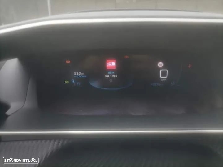 Peugeot 208 1.5 BlueHDi GT Line - 16