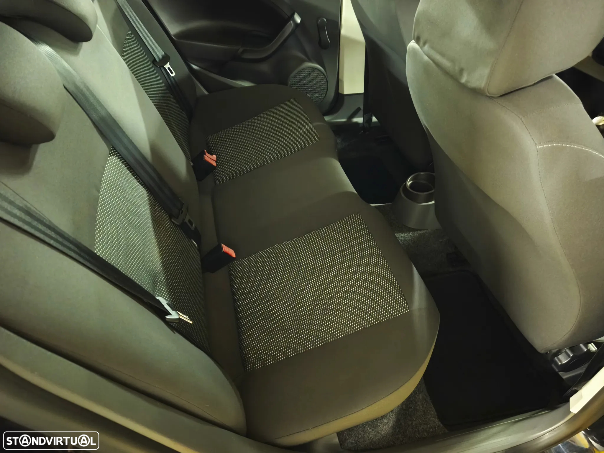 SEAT Ibiza 1.4 TDi FResc Plus - 17