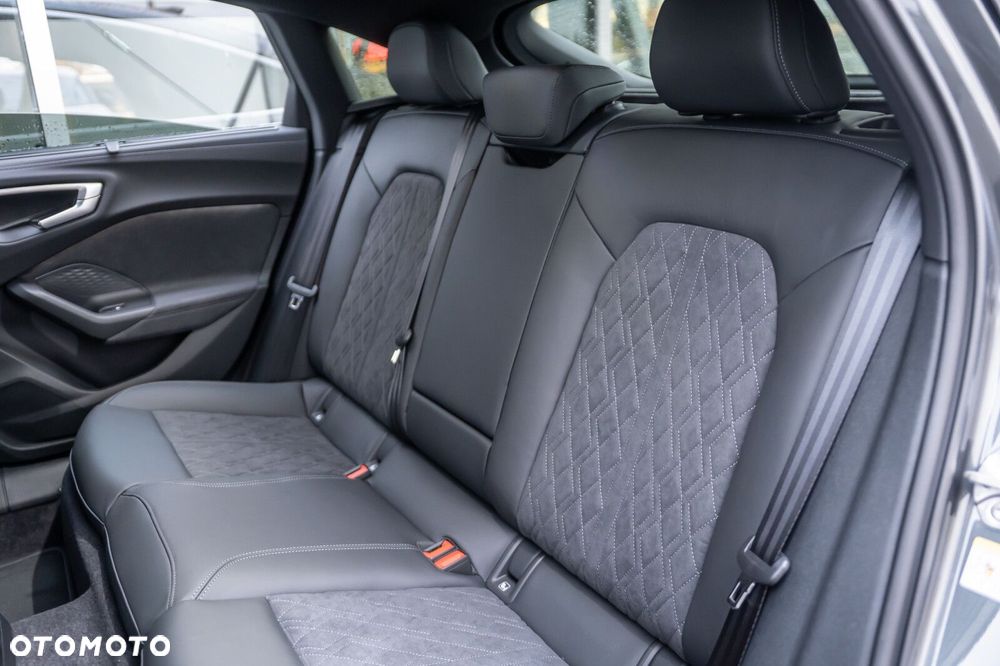 Audi A5 Limousine - 18