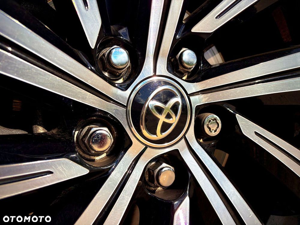 Toyota Corolla - 11