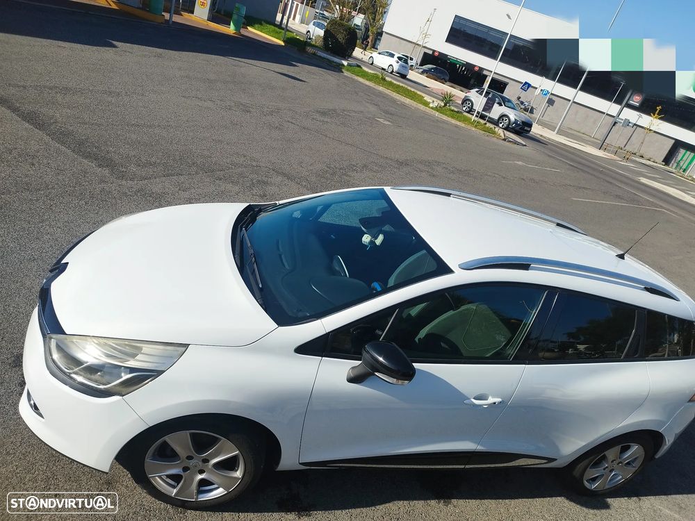 Renault Clio Sport Tourer 1.5 dCi - 11