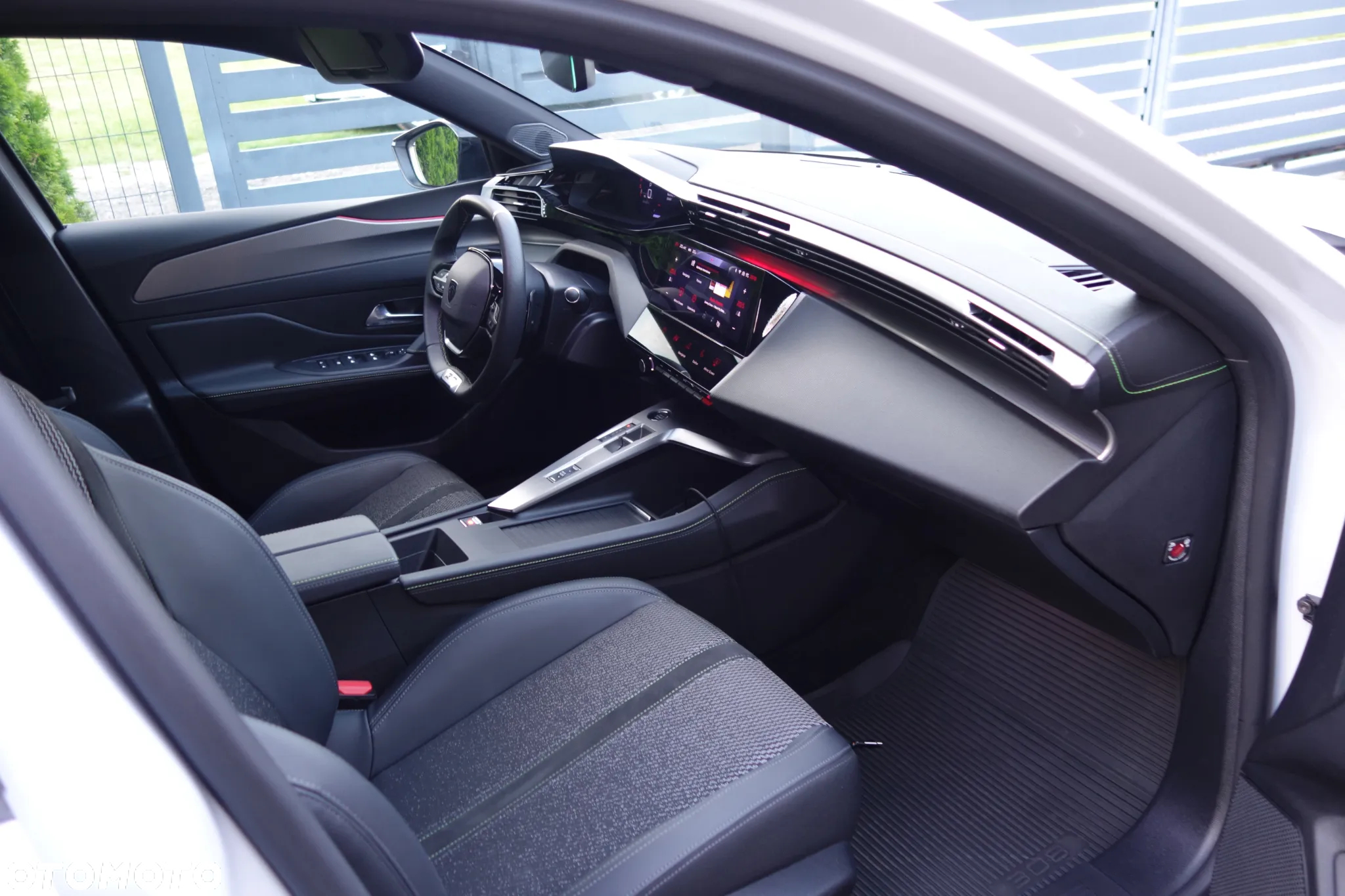 Peugeot 308 1.2 PureTech GT Pack S&S EAT8 - 12