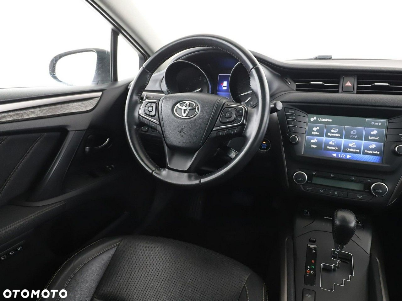 Toyota Avensis Combi 1.8 Multidrive S Executive - 16