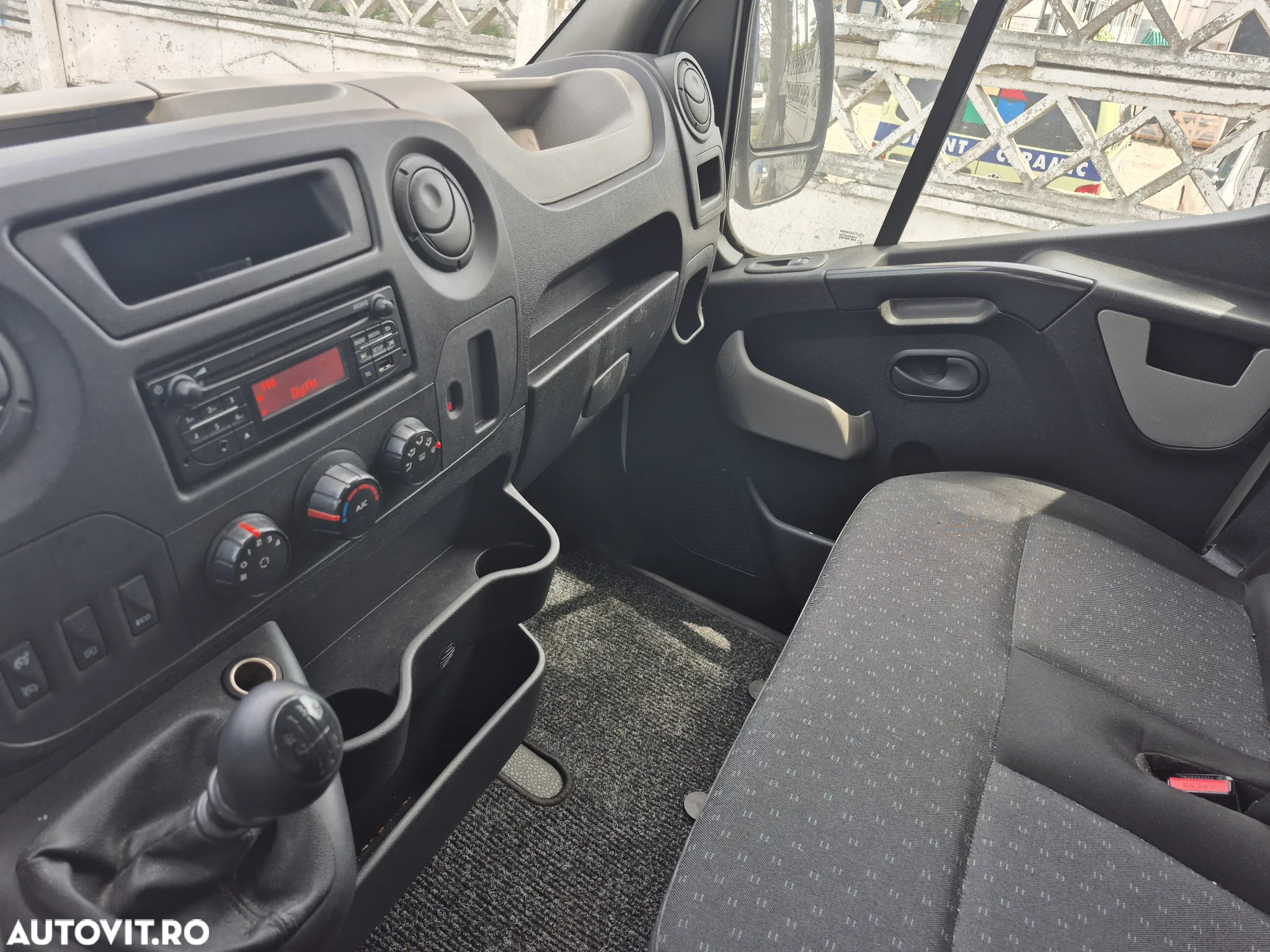 Opel Movano - 17